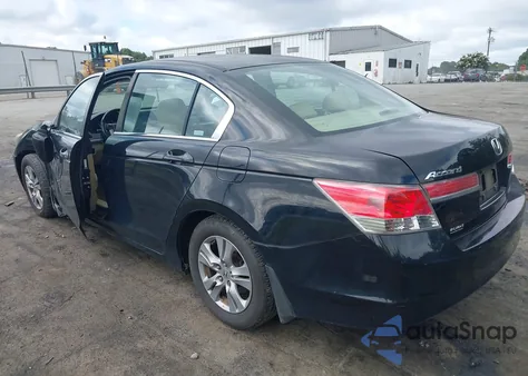 2011 Honda Accord 2.4 Se из США, поврежденный, VIN 1HGCP2F67BA136737